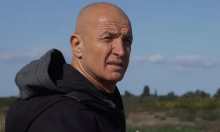 “Che ci faccio qui”. Su Rai 3 tornano la poesia ed il rigore di Domenico Iannacone