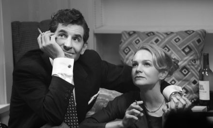 UN CRESCENDO DI TEDIO GRAVA SUL “MAESTRO” BISEX BERNSTEIN. IL FILM DI BRADLEY COOPER IN GARA A VENEZIA ORA SU NETFLIX