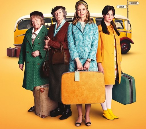 QUATTRO DONNE, VECCHI RANCORI, LA SPLENDIDA LAURA LINNEY. “THE MIRACLE CLUB”: NON È SOLO UN FILM IN STILE TAZZA DI TÈ