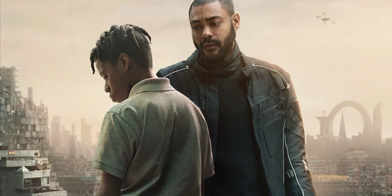 “THE KITCHEN” SU NETFLIX: UNA CUPA LONDRA PROSSIMA VENTURA. LA RESISTENZA DI UN CONDOMINIO CHE NON VUOLE ARRENDERSI