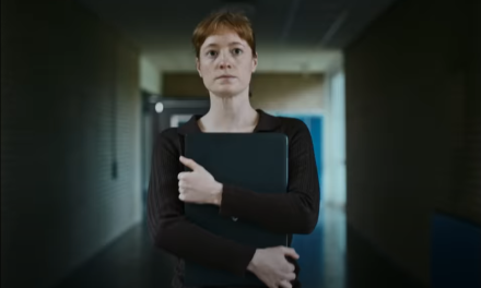 ESCE “LA SALA PROFESSORI”, UN POTENTE APOLOGO SUL SOSPETTO. MAGNIFICA E SOTTILE L’ATTRICE PROTAGONISTA LEONIE BENESCH