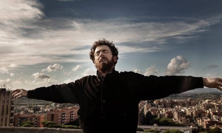 “Confidenza”. Un uomo, una donna e un segreto nel thriller dell’anima di Luchetti