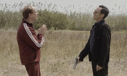 “IDDU”, OVVERO UN APOLOGO GROTTESCO SULL’UOMO DEI PIZZINI. GERMANO E SERVILLO UN PO’ SOPRA LE RIGHE, COME TUTTO IL FILM