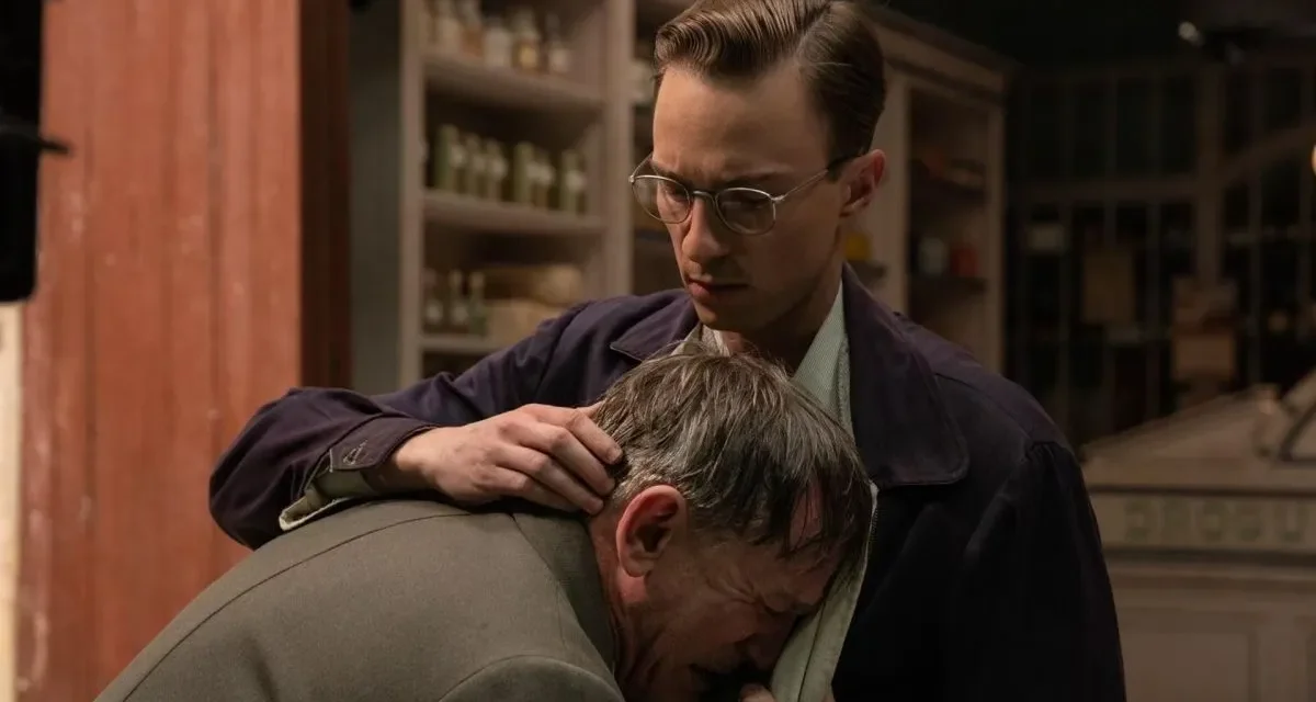 CON “QUEER” GUADAGNINO CELEBRA BURROUGHS ALLA SUA MANIERA. MA LE SCENE DI SESSO GAY DI DANIEL CRAIG NON SONO COSÌ AUDACI