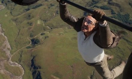 “MISSION: IMPOSSIBLE 8”: UN FINALE (?) DAVVERO SPUMEGGIANTE. A 62 ANNI TOM CRUISE SI DIVERTE ANCORA A RISCHIARE SUL SET