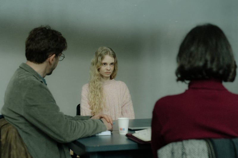 “ILLUSIONE”, TORNA ARCHIBUGI CON UN FILM TORVO, PASTICCIATO. LA PICCOLA “VERGINE MOLDAVA” TRA SESSO, POTERE E RAZZISMO