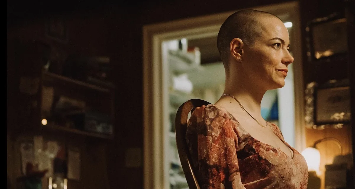 LE API, I TERRESTRI E GLI ALIENI: LA SATIRA HORROR DI LANTHIMOS. SPLENDIDA E AUDACE EMMA STONE, MUSA DEL REGISTA GRECO