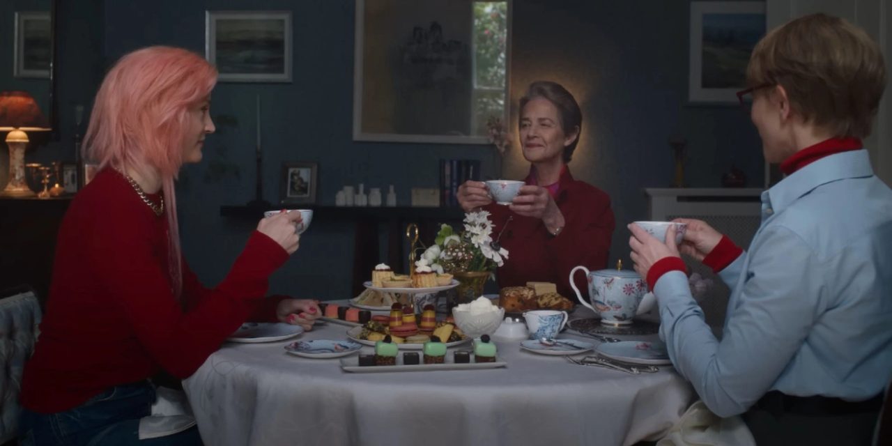 “FATHER MOTHER SISTER BROTHER”, JARMUSCH RACCONTA LE FAMIGLIE DISFUNZIONALI. TRE STORIE DI INCOMUNICABILITÀ, RISENTIMENTO E FRATELLANZA