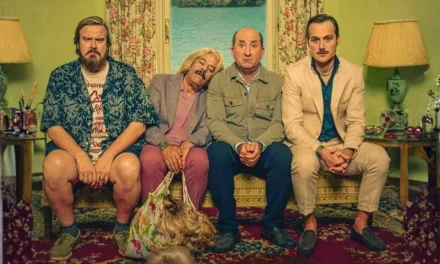 LA COMICITÀ SARÀ PURE MISTERIOSA MA “LAVOREREMO DA GRANDI” DI ALBANESE MI PARE SOLO UN FILM SCOMBINATO E MAL RECITATO