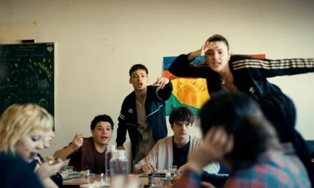 QUANTO IL MALESSERE GIOVANILE È COLPA DELLA SOCIETÀ DEGLI ADULTI? “15/18 (A PLACE TO HEAL)”: IL REPARTO PSICHIATRICO DEGLI ADOLESCENTI